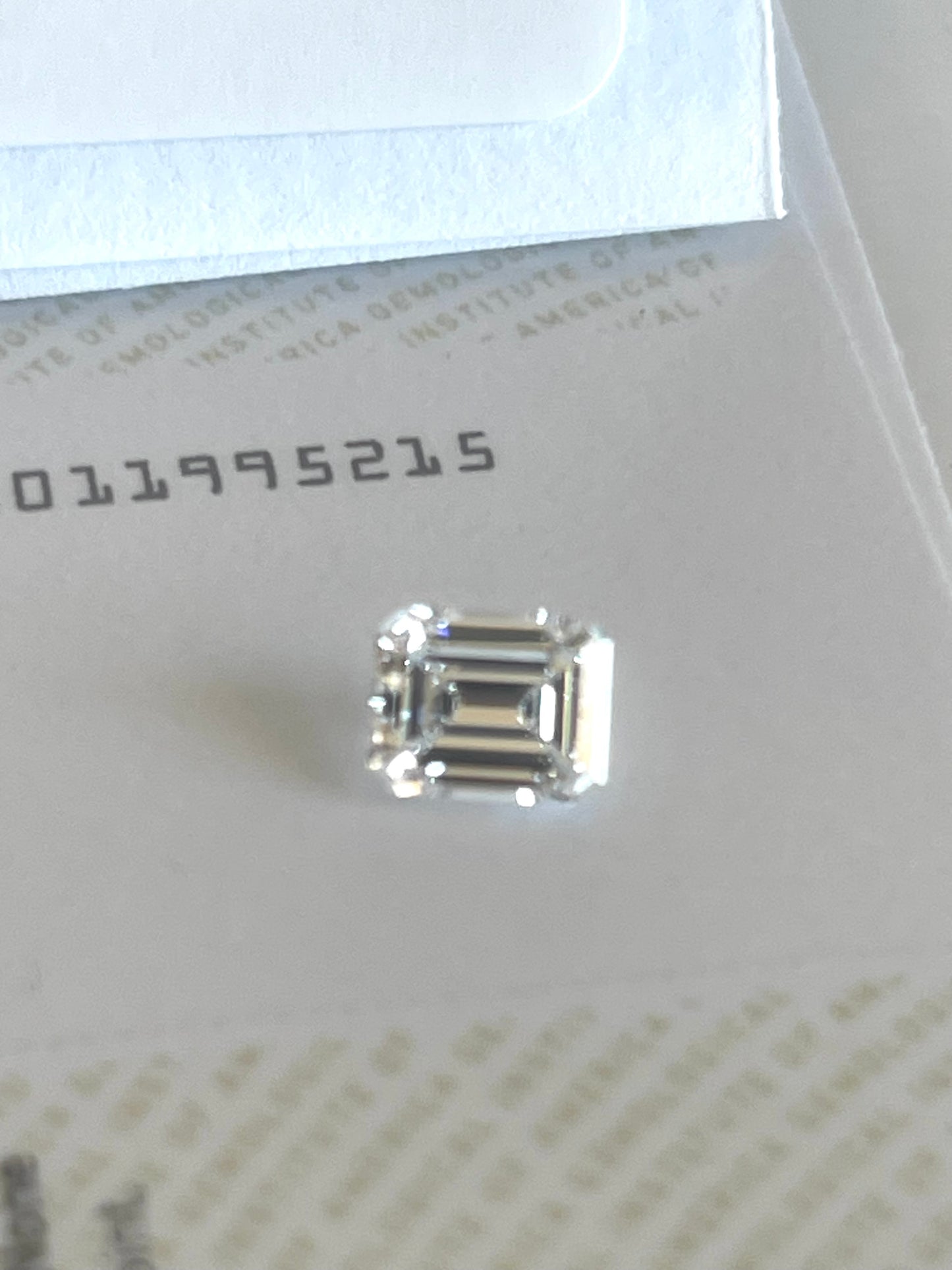 0.85ct Emerald cut natural diamond