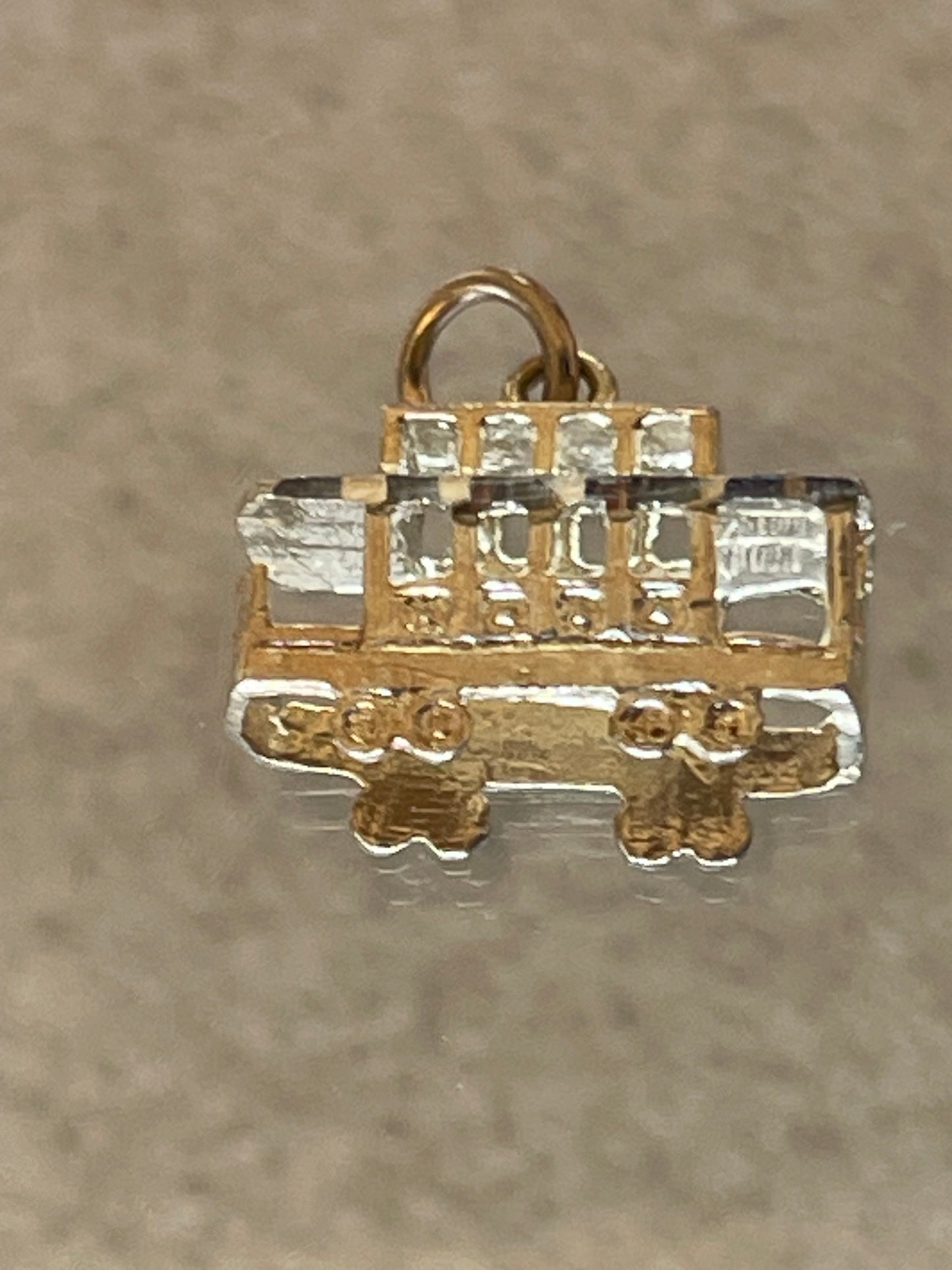 San Francisco cable car charm