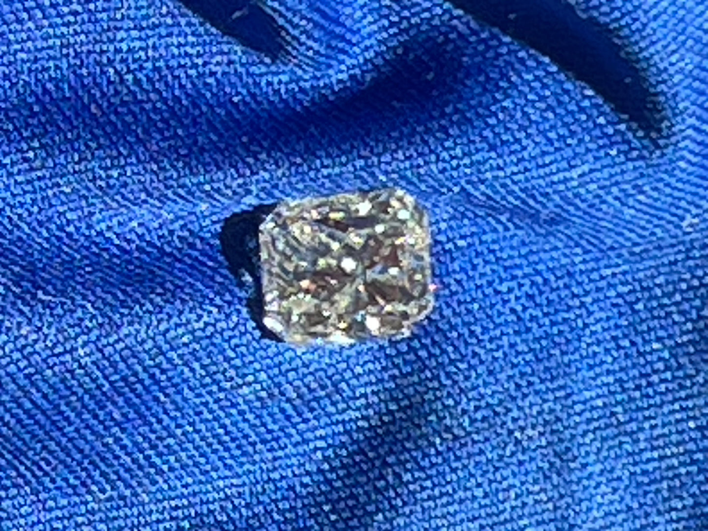 Radiant cut 2.00 carat