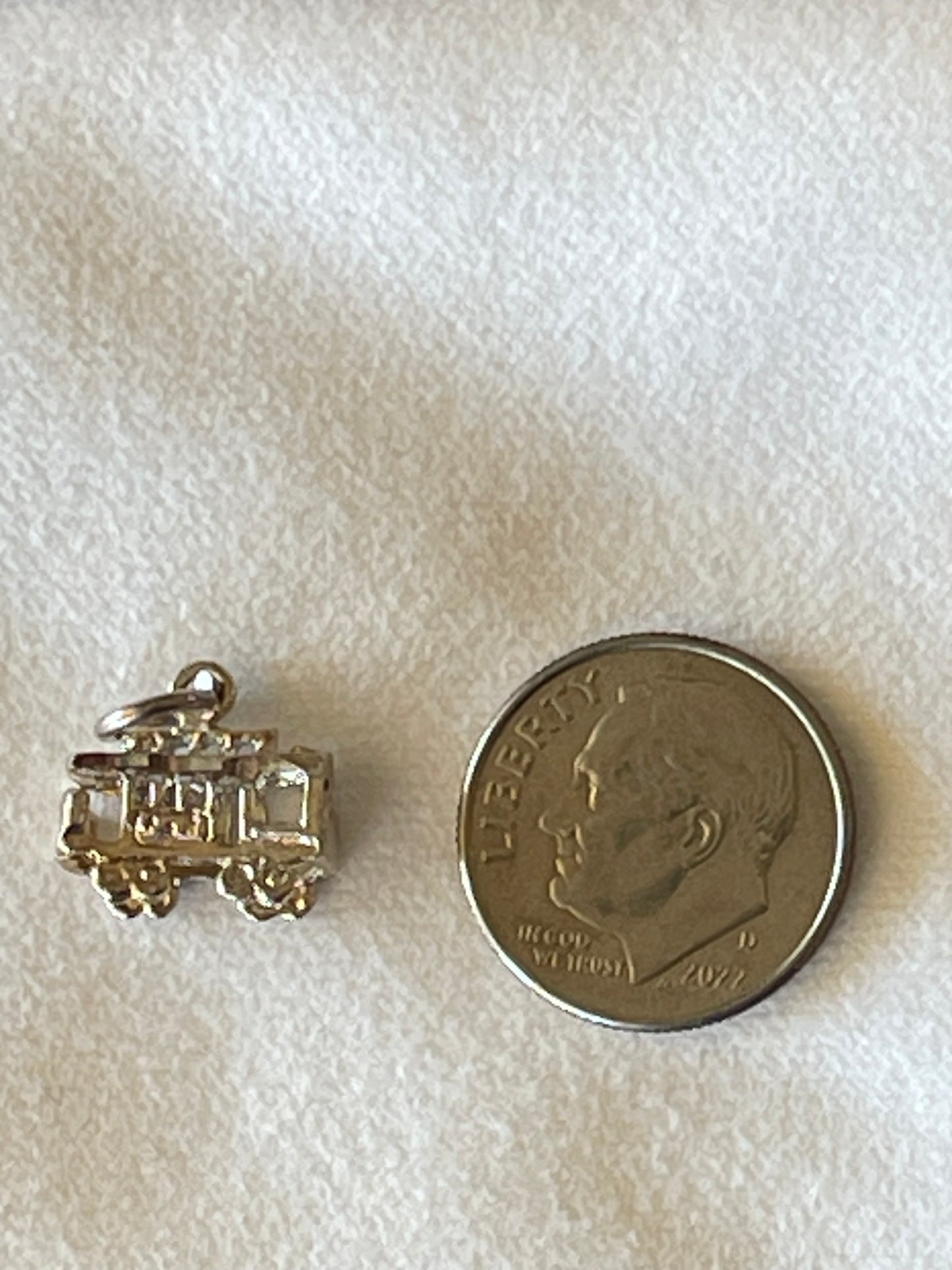 San Francisco cable car charm