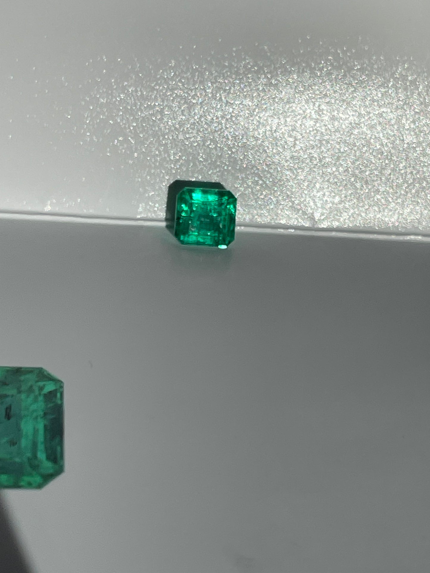 Emerald 2.00 Gia certified