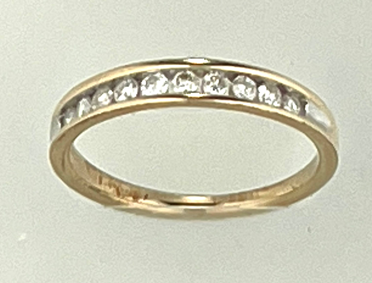 14kt Gold Diamonds Band