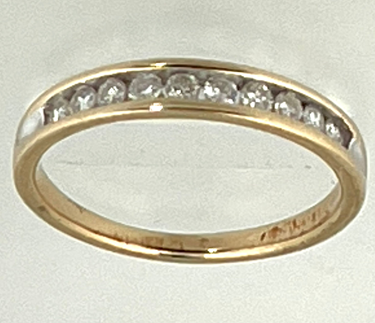 14kt Gold Diamonds Band